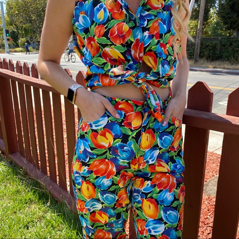 Vintage Tulip Suit from GAP - Picture 3 of 6